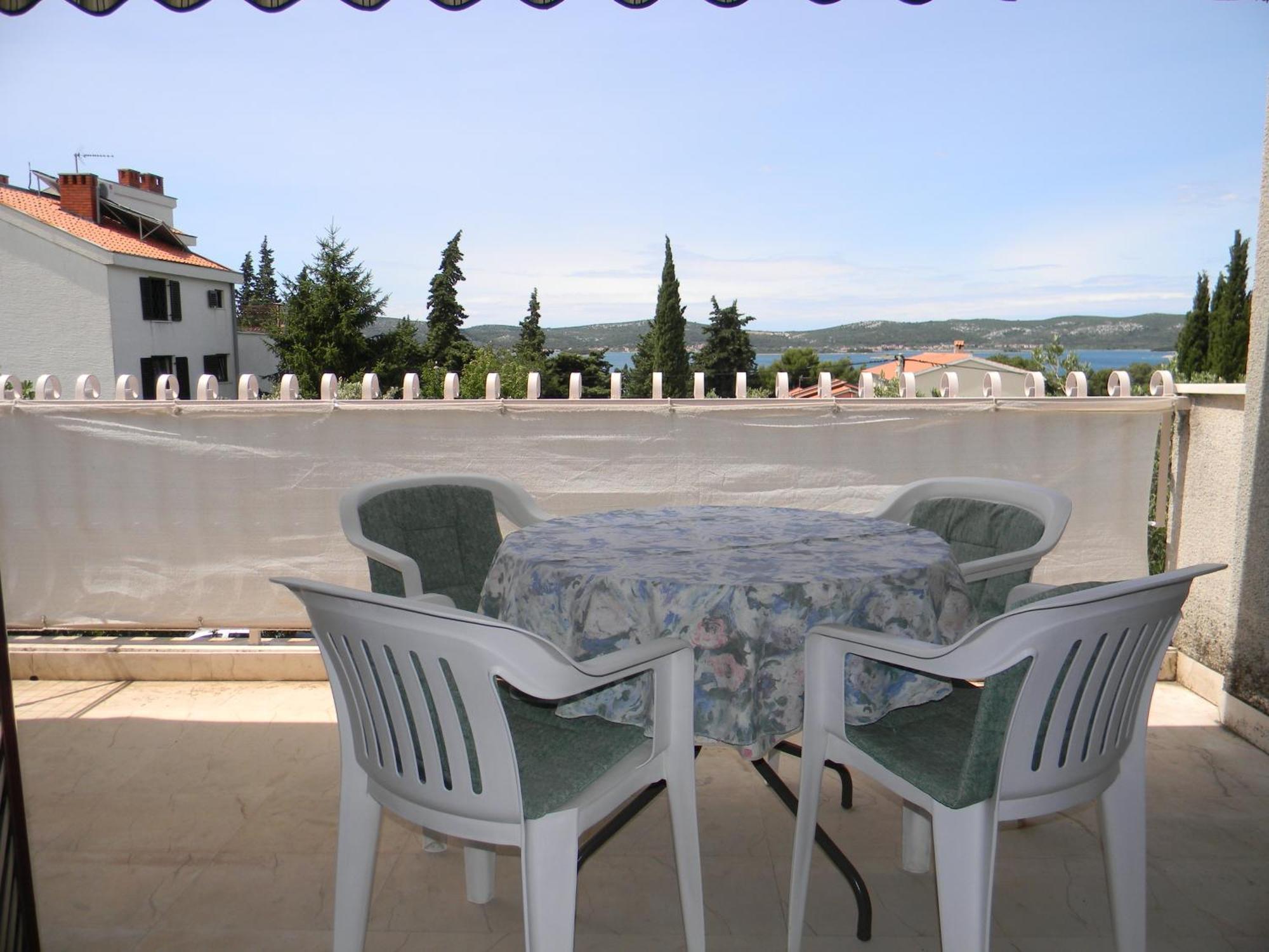 Apartmani Maver Sveti Filip i Jakov Exterior foto