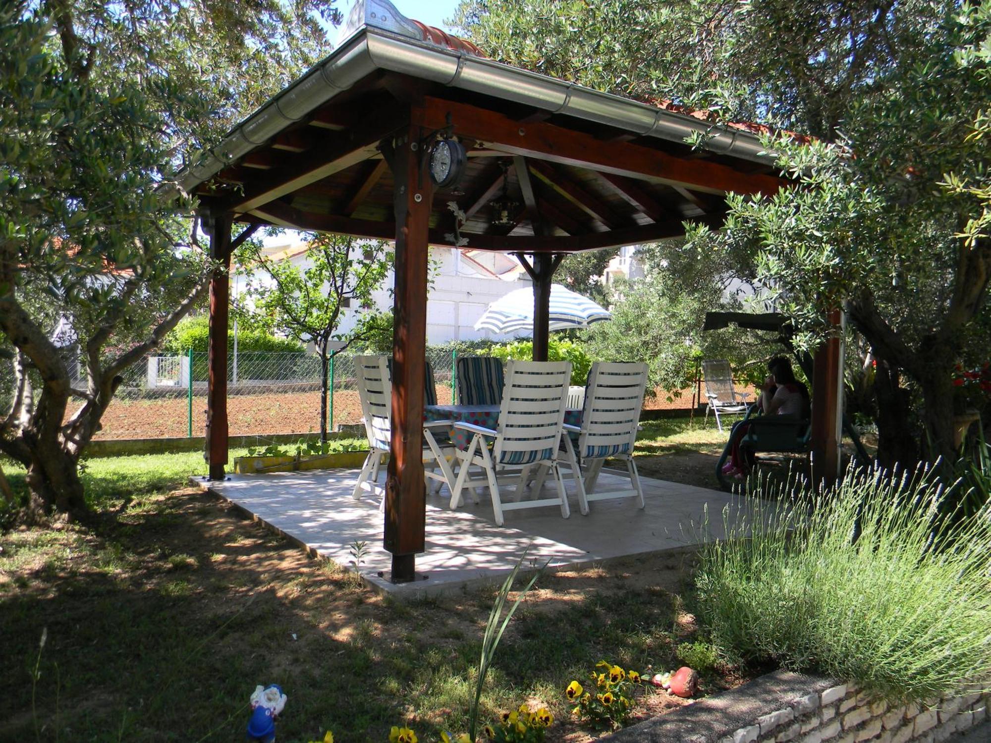 Apartmani Maver Sveti Filip i Jakov Exterior foto